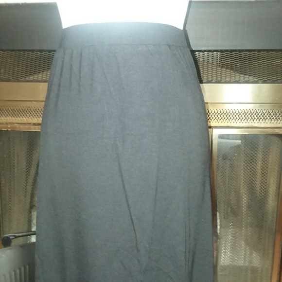 Lane Bryant Dresses & Skirts - NWT Lane Bryant skirt sz 26/28